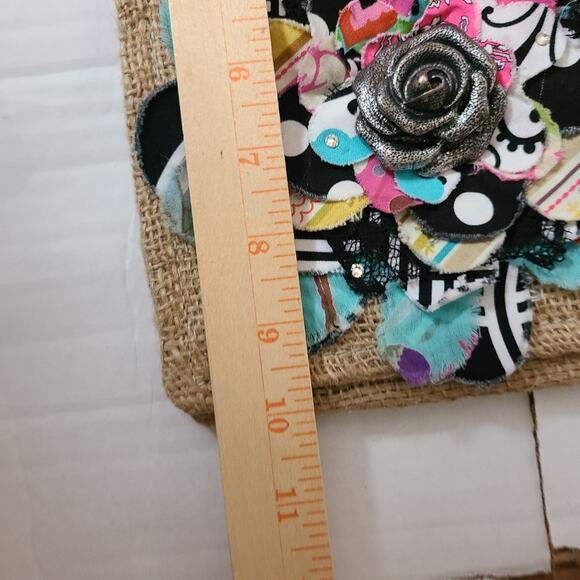 Burlap Wide Crossbody Silver Tone Grommets  Large Fabric Flower Purse Bag Boho - Picture 6 of 13